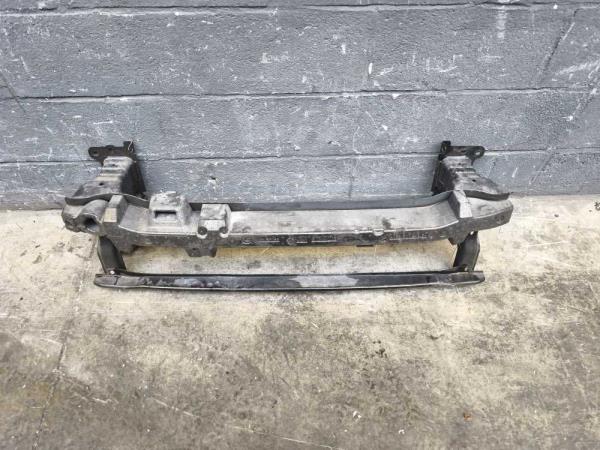 RENFORT DE PARECHOC AVANT SEAT/SKODA/VW - Vue 1